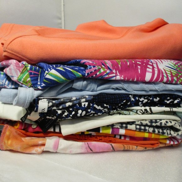 Assorted Bundle Lot Group Mystery Box Mixed Ladies Tops Blouses Large - Picture 2 of 2